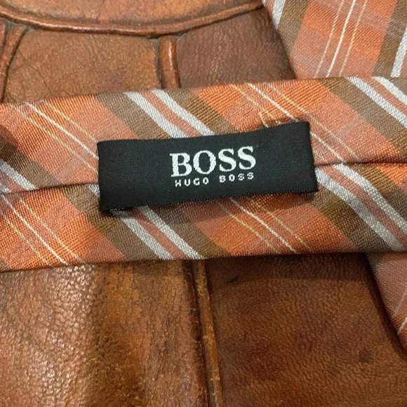 Hugo Boss silk Organza dress tie - Picture 2 of 4